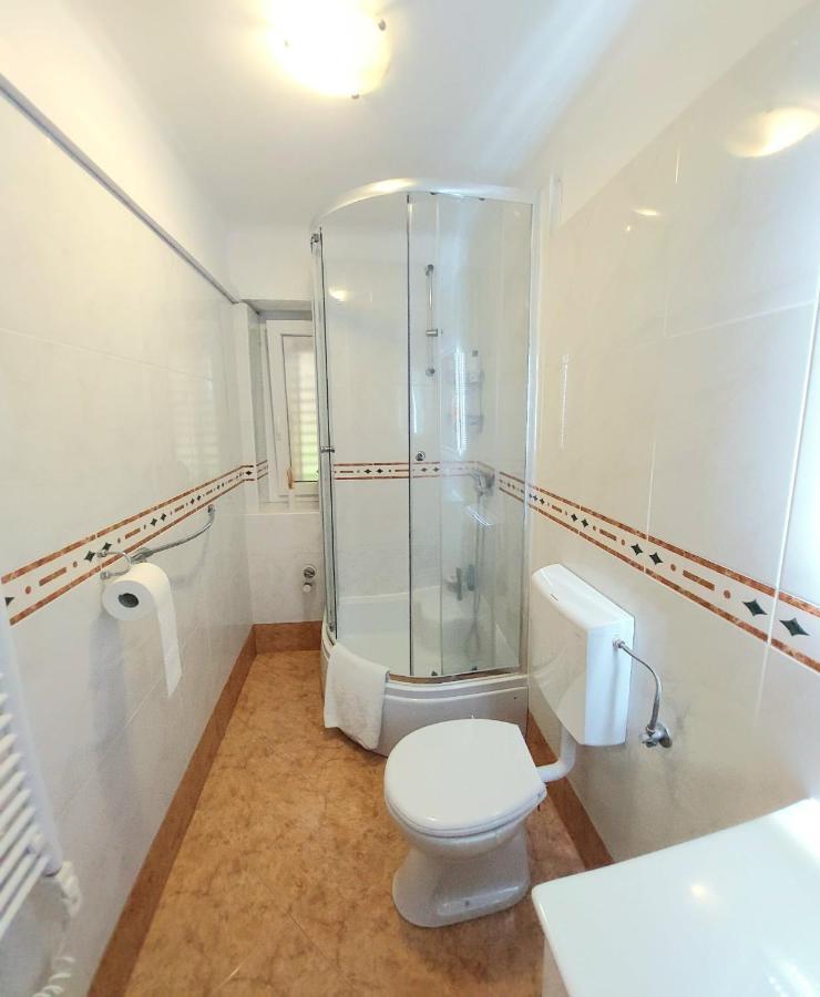 Tina Apartment Split Luaran gambar